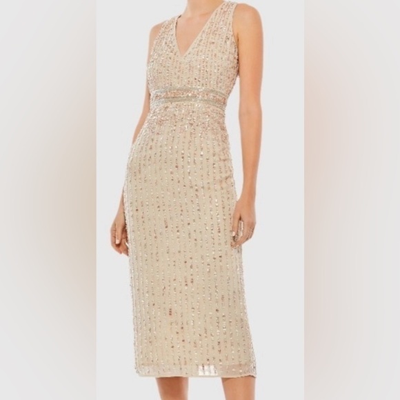 Mac Duggal Dresses & Skirts - Mac Duggal Elegant Sequin Evening Gown